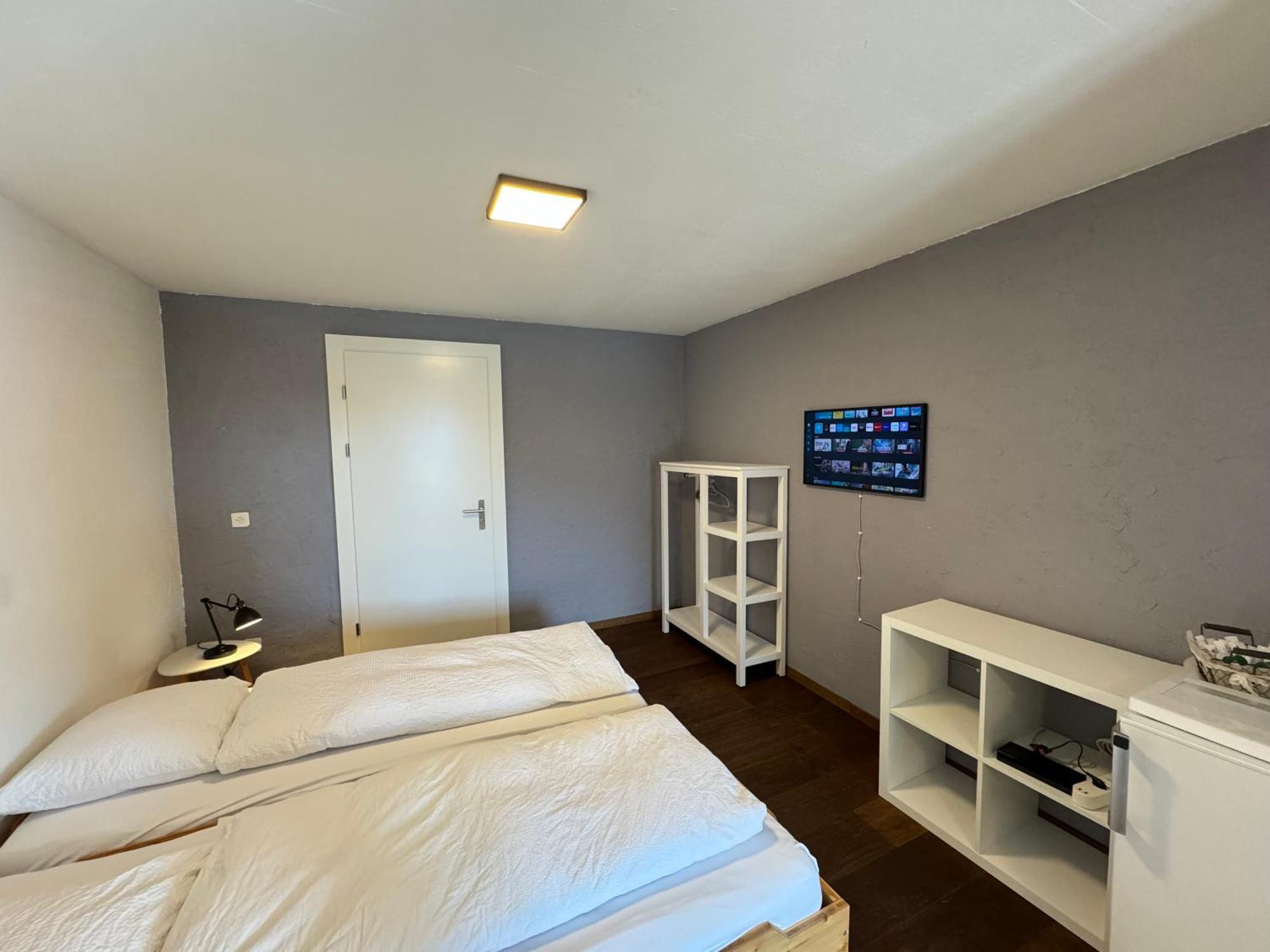 Downtown Apartments Entrelagos Habitación foto